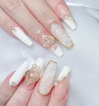 ネイル ビルドアップ ビューティーのネイルデザイン