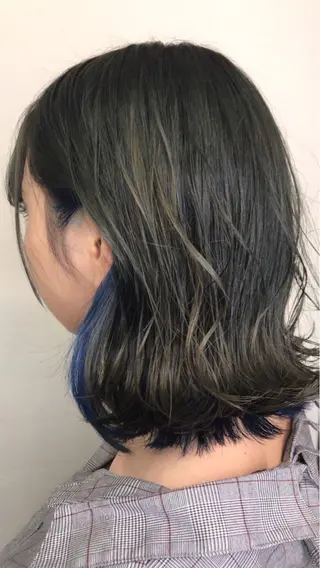 ミディアム カラー リルウヘアー 天王寺のヘアスタイル