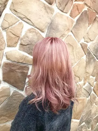 ミディアム カラー エリアNo.1カラー ⭐️hikaru⭐️のヘアスタイル