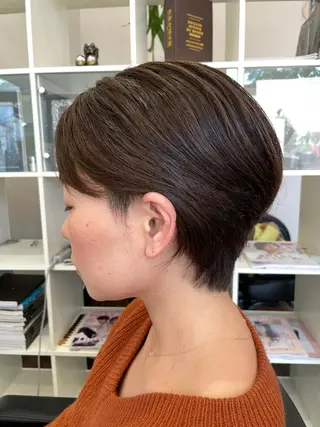 ショート SHINYA シンヤヘアーズのヘアスタイル