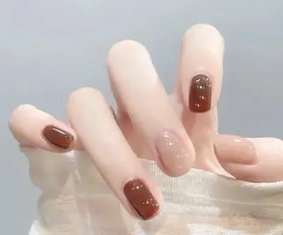 ネイル 高木 維麗絲のネイルデザイン