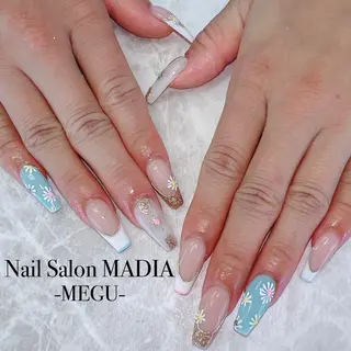 ネイル MADIA藤沢所属・MADIA MEGUのネイルデザイン