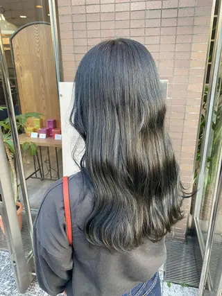 ミディアム ELEN 新百合ヶ丘のヘアスタイル