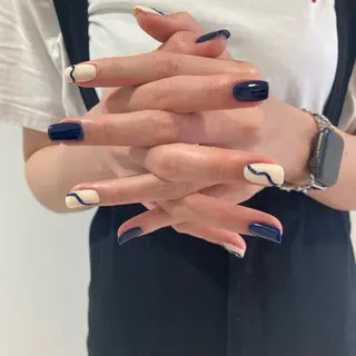 ネイル mano+所属・砂田 はるかのネイルデザイン