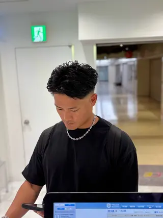 ショート メンズ 大人っぽベージュ🤍 当日予約◎ヒロトのヘアスタイル
