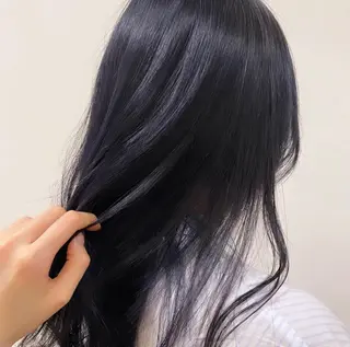 カラー 椿森 美瑠紅の眉毛・アイブロウイメージ