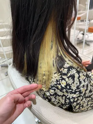 セミロング カラー カネヒラ リョウスケのヘアスタイル