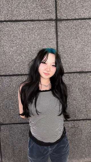 ロング カラー ハイトーン/レイヤー KYOKA🩶のヘアスタイル