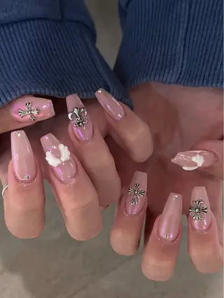ネイル solu nail所属・碇 千波のネイルデザイン