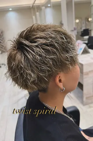 ショート NYNYイオン四條畷 村上 心のヘアスタイル