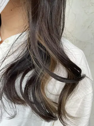 ロング しもかわ かほのヘアスタイル