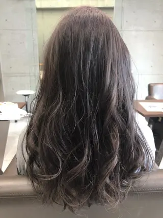 ロング カラー 大栗 佑也  髪質改善のヘアスタイル