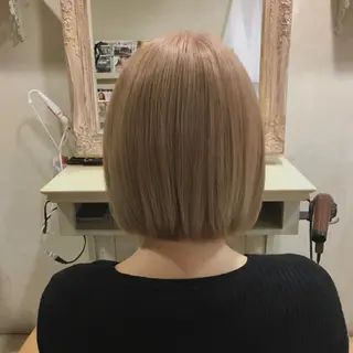 ショート カラー 森 早希絵のヘアスタイル