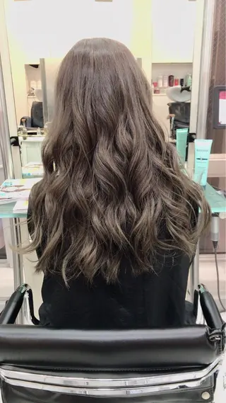 ロング カラー デザインヘア 小林裕史のヘアスタイル