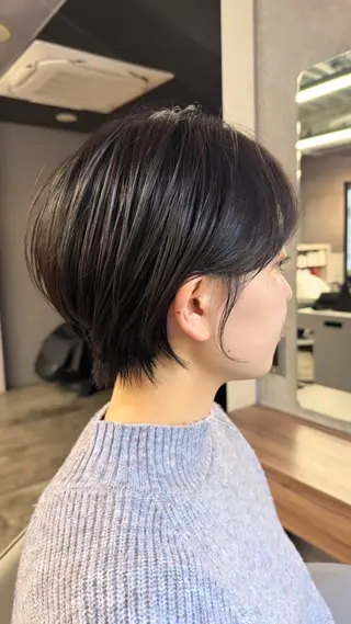 ショート カラー Cloe所属・久世 聡のヘアスタイル