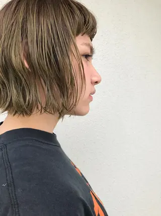 ミディアム カラー ヤスドミ ケイスケのヘアスタイル