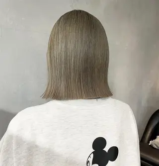 ショート カラー SALOWIN浦和店所属・1日5名限定美容師 miwaのヘアスタイル