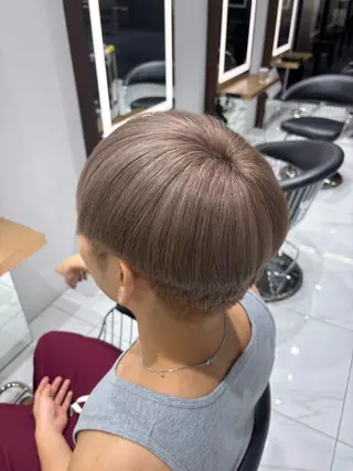 ショート カラー Miyu's Shibuya Flag所属・ねね 🦖のヘアスタイル