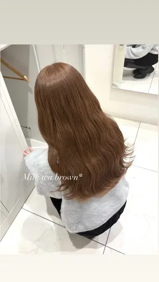 カラー 加藤 芽実のヘアスタイル