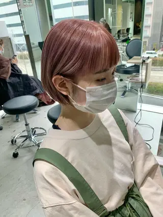 ショート カラー 暖色/まろベージュ/ シカタユウカのヘアスタイル