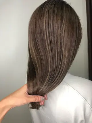 ロング 佐藤 奈佳子 サトウ ナカコのヘアスタイル