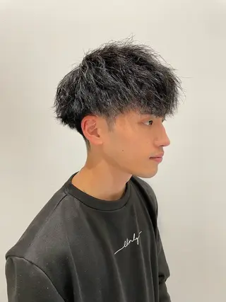 ショート パーマ 山本 佳奈のヘアスタイル