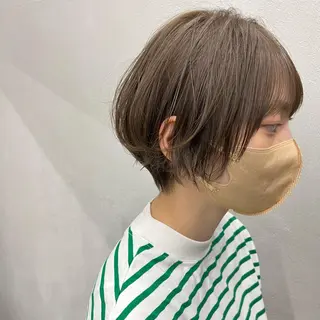 ショート カラー 🌱小顔魅せカット 透明感カラー/泉綺のヘアスタイル