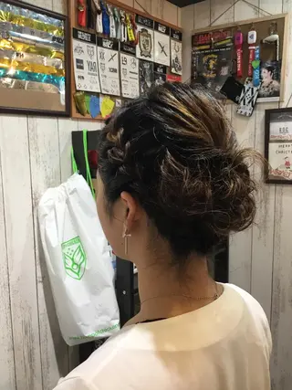ヘアアレンジ 金崎 新吾のヘアスタイル