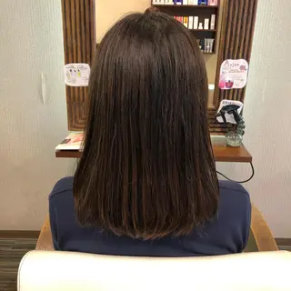 セミロング 山崎 絵莉香のヘアスタイル