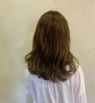 セミロング カラー 🩵似合わせカット SEIRA🩵のヘアスタイル