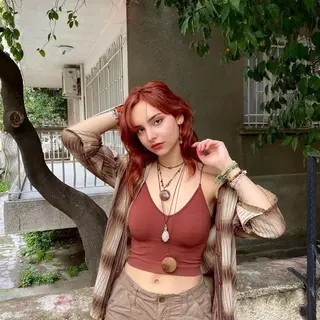 セミロング カラー minami🪷 暖色カラーのヘアスタイル