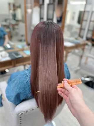 ロング 透明感カラー りゅうせいのヘアスタイル