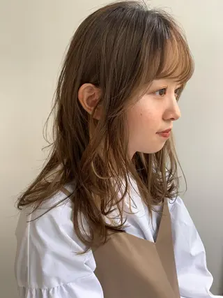 セミロング LORENAO所属・ブリーチなしカラー♡ rinaのヘアスタイル