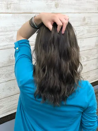 ロング カラー ヘアアレンジ 枝毛カット&髪質改善 満足NO.1岡しゃんのヘアスタイル