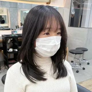 ミディアム Lond　Chloe所属・りな🌱ショート ☀️レイヤーのヘアスタイル