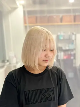 ミディアム カラー GaKu/ハイトーン /ブリーチ/ブロンドのヘアスタイル