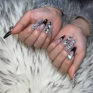 ネイル la vie  Luire所属・la vie Luire ｱｽｶのネイルデザイン