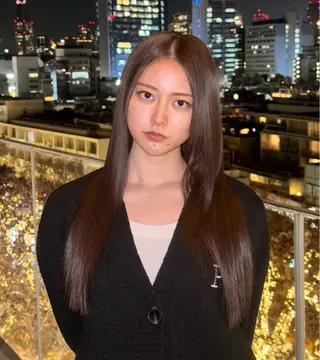 ロング LANVERY所属・海外風レイヤーカット Haruのヘアスタイル