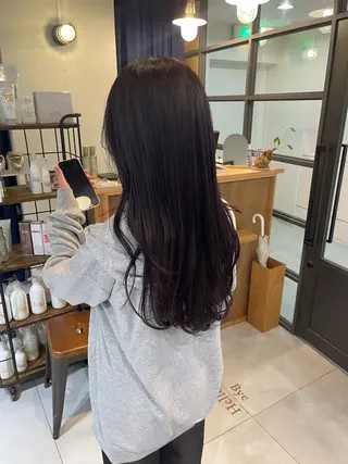 ロング Neale. yumiのヘアスタイル