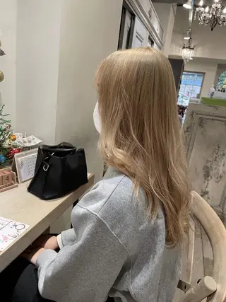 ロング 玉邑 美菜のヘアスタイル