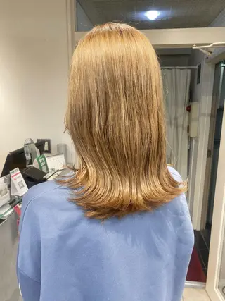 セミロング カラー Aya　ブリーチなし 🌱　ダブルカラーのヘアスタイル