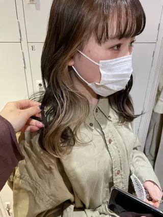 セミロング カラー akane .のヘアスタイル