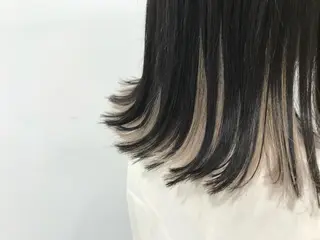 ミディアム カラー Kro ハイトーン×ブリーチのヘアスタイル