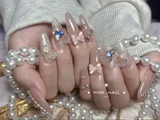 ネイル moanail所属・張 嘉鈺のネイルデザイン