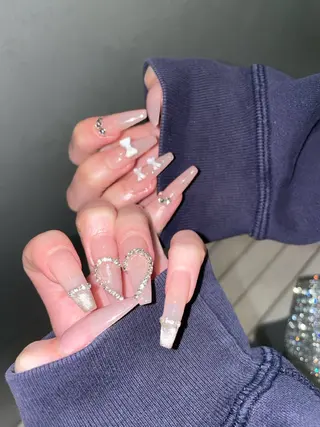 ネイル GO TODAY シェアサロン 渋谷Amiu店所属・渋谷ネイル🎀 y2k/海外ネイルのネイルデザイン