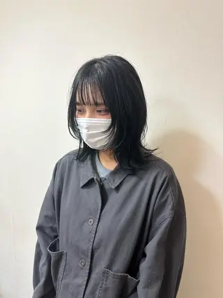 ミディアム カラー ハマベ イクト FLORENのヘアスタイル