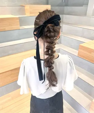 ロング ヘアアレンジ 染谷 遥花のヘアスタイル