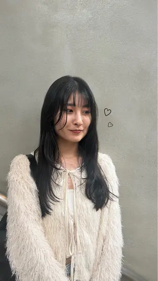 ロング カラー 髪質改善 / 透明感 カラー / 冨成のヘアスタイル