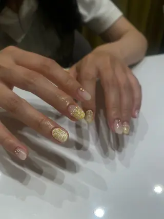 ネイル EARTH coiffure beaute 東松山店所属・町田 杏花のネイルデザイン