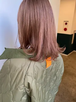 ミディアム NATSUKI /  ショートのヘアスタイル